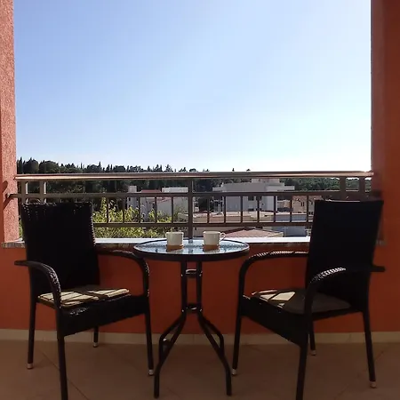 Διαμέρισμα Dora Μακάρσκα