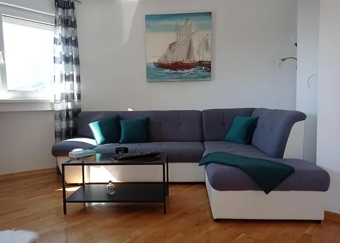 Διαμέρισμα Dora